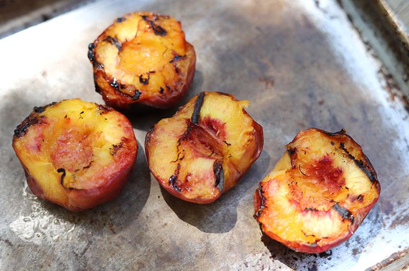 Broiled Peaches with Lemon Sauce